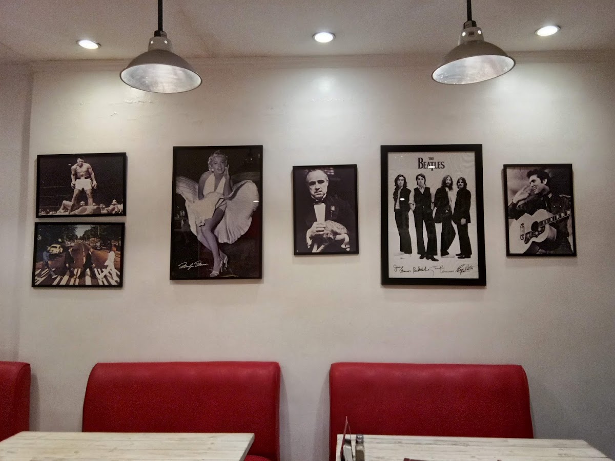 Fat Frank's Steaks & Shakes Doña Soledad Ave